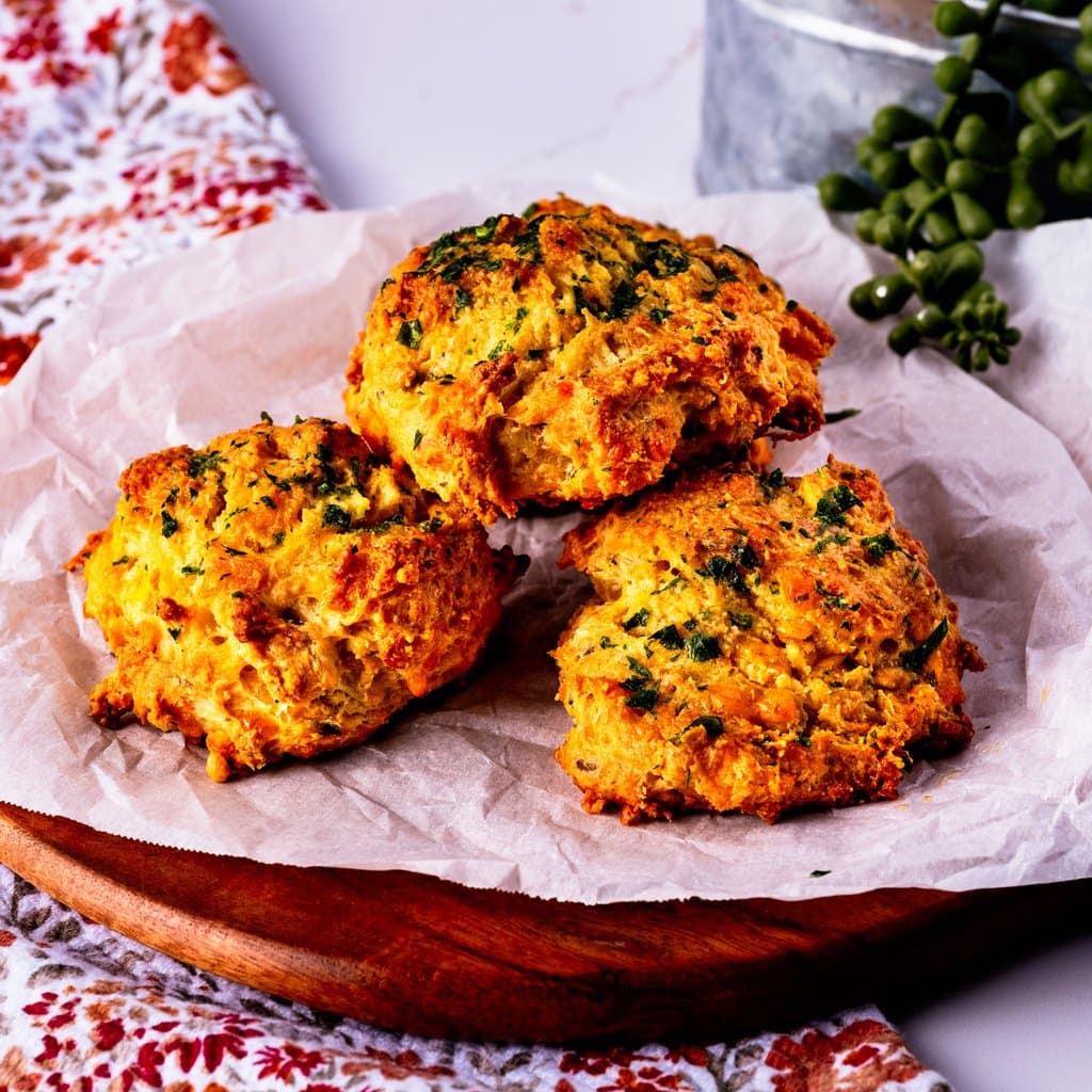 Cheddar Bay Biscuits