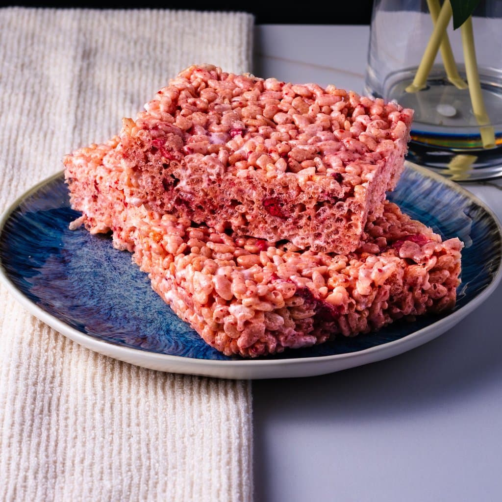 Strawberries & Cream Rice Krispie Treats